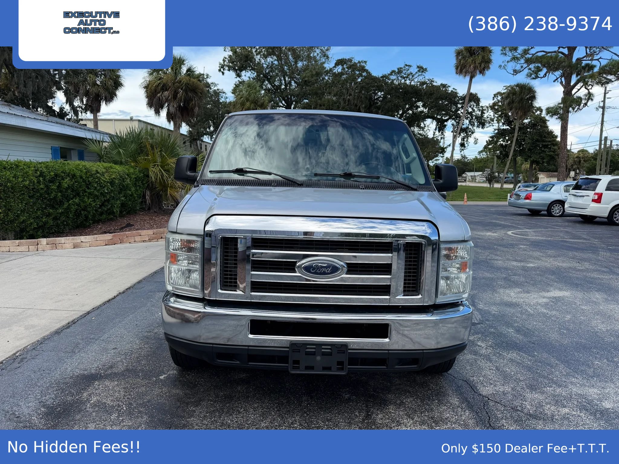Used 2014 Ford E-350 and Econoline 350 XLT RWD image 2