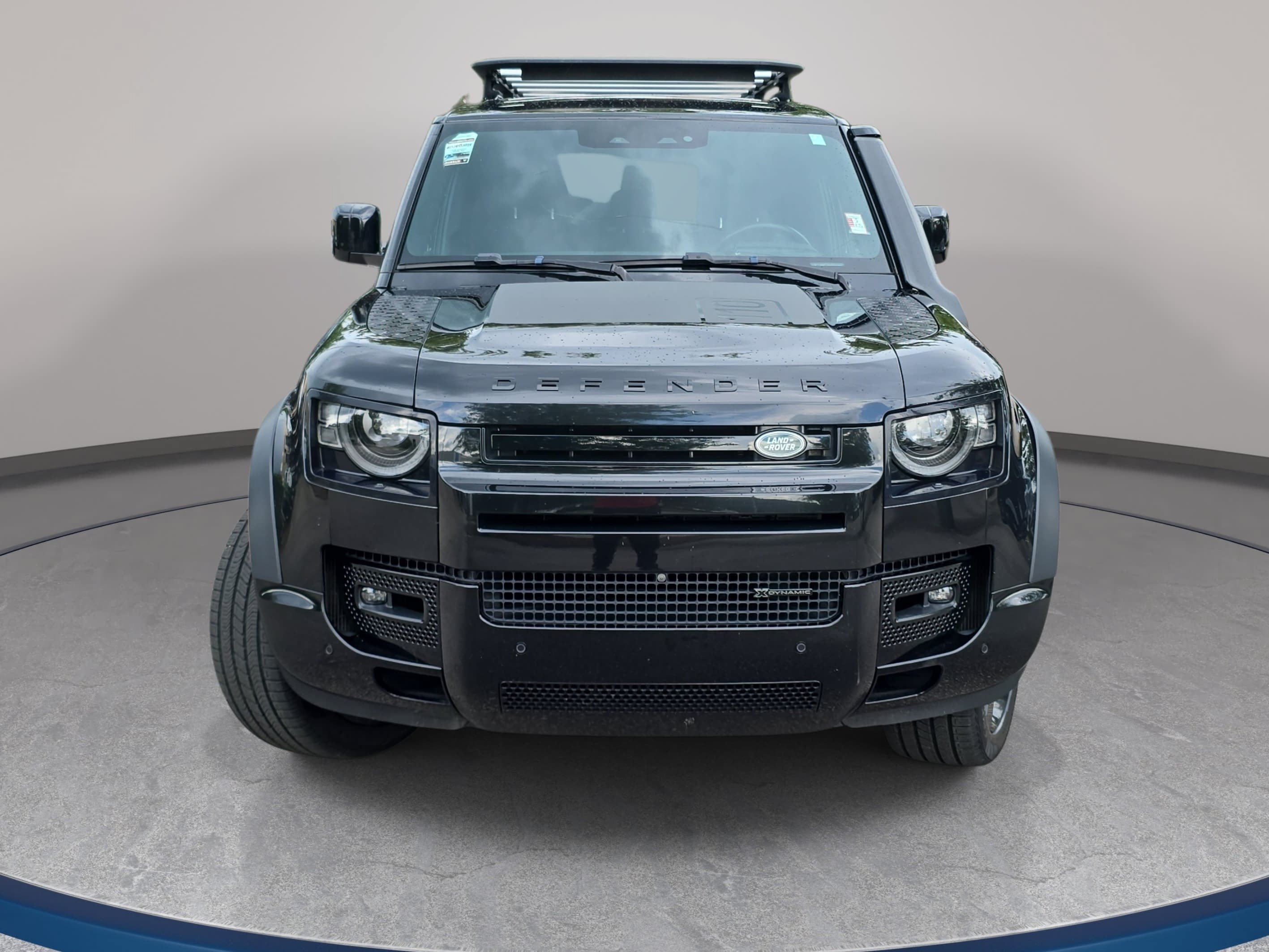 Used 2023 Land Rover Defender 110 X-Dynamic SE AWD/4WD image 2