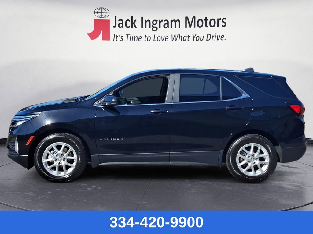 Used 2023 Chevrolet Equinox LT image 2