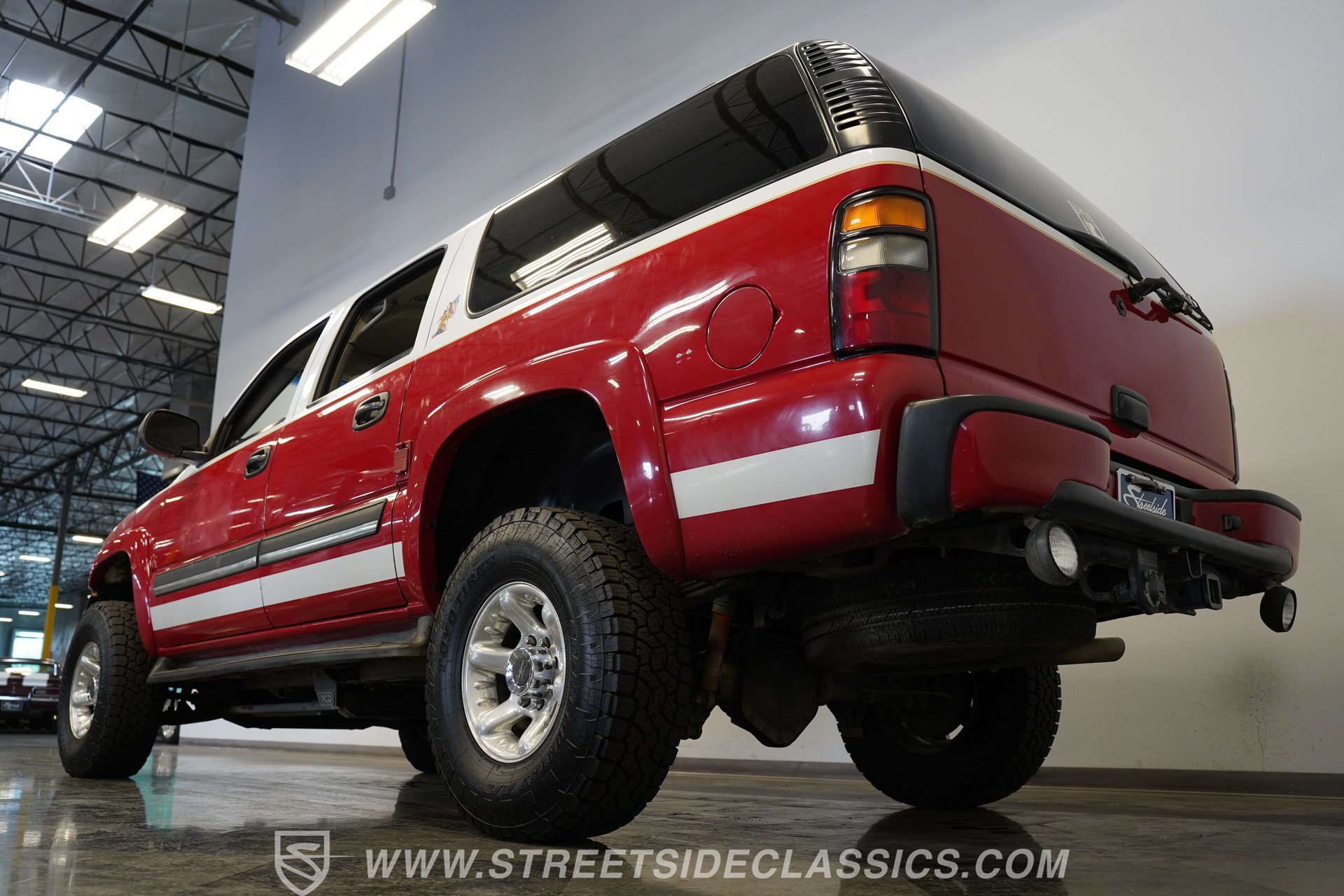 Used 2004 Chevrolet Suburban 2500 AWD/4WD image 26