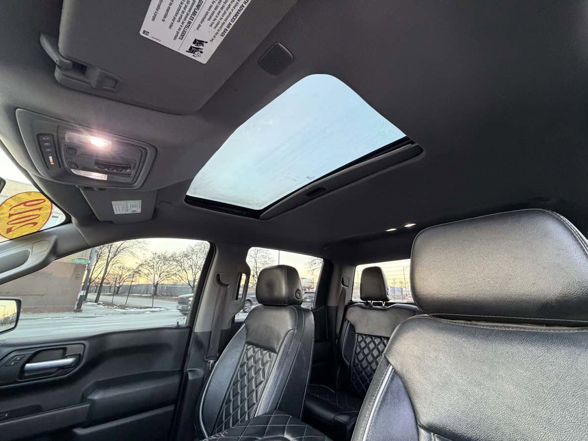 Used 2019 Chevrolet Silverado 1500 Custom w/ Custom Value Package image 15