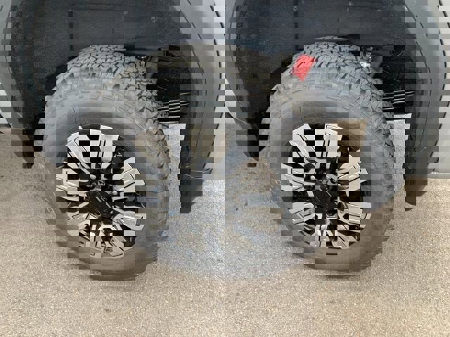 New 2026 GMC Sierra 2500 Denali w/ Denali Reserve Package image 10