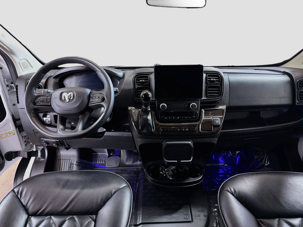 Used 2023 RAM ProMaster 2500 w/ Premium Convenience Group (B) FWD image 4