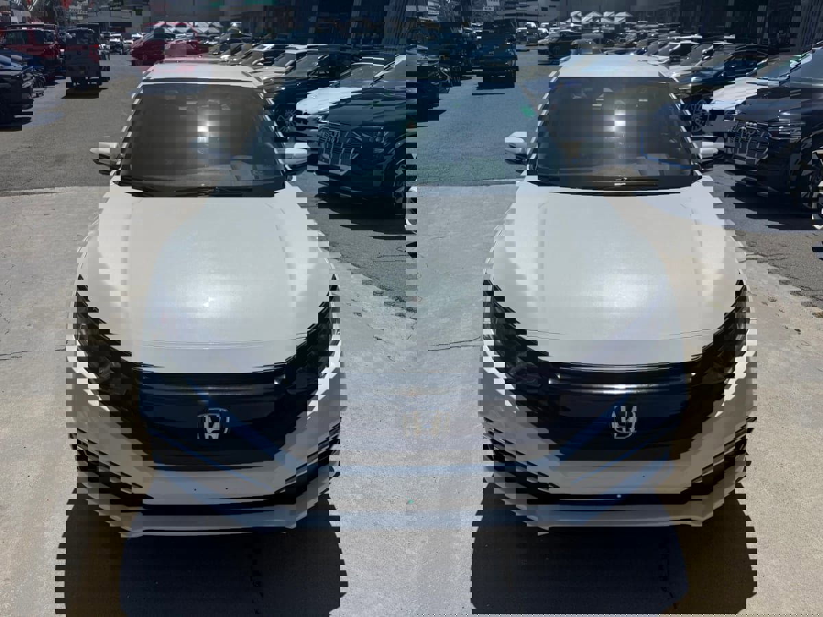 Used 2019 Honda Civic LX image 3