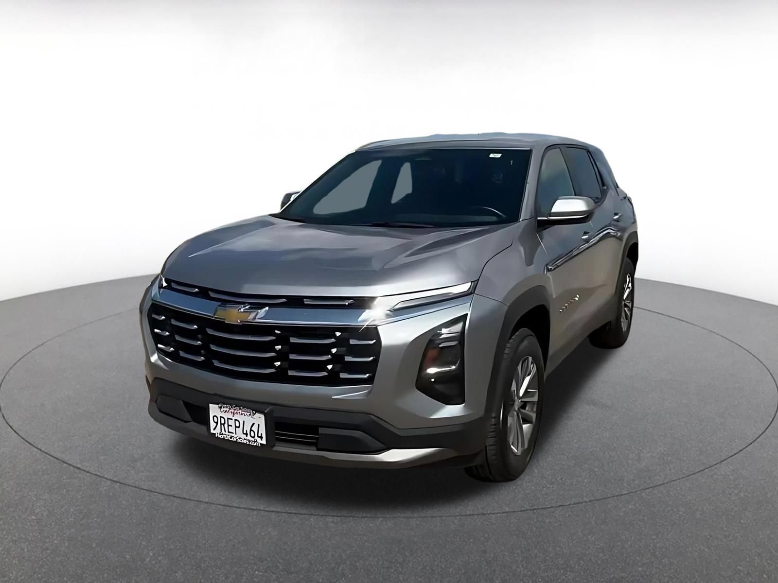 Used 2025 Chevrolet Equinox LT FWD image 7