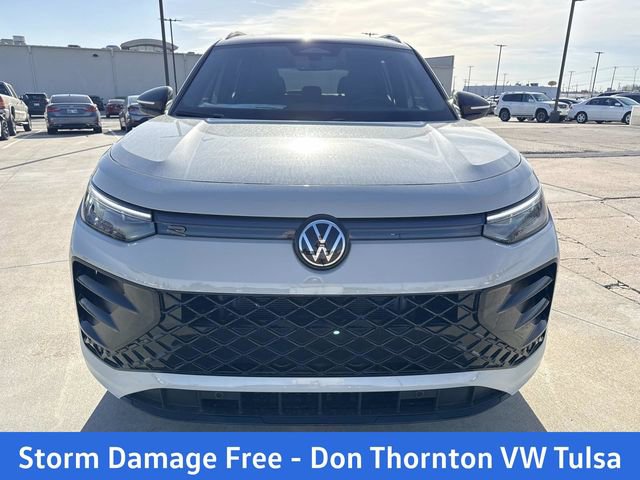 New 2026 Volkswagen Tiguan SE R-Line AWD/4WD image 9