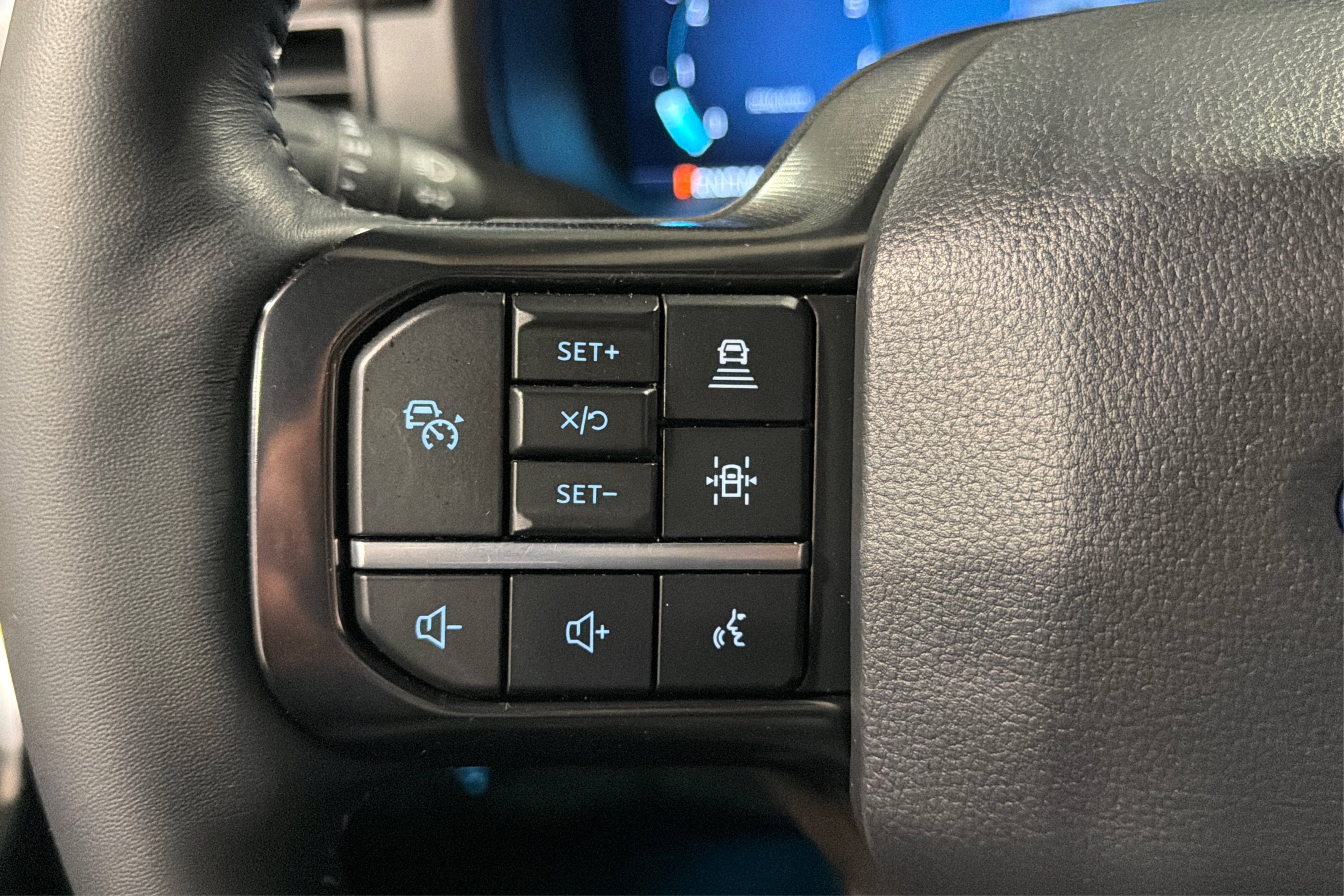 Used 2026 Ford F150 Platinum w/ Equipment Group 702A High AWD/4WD image 25