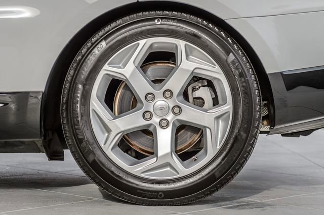 Used 2018 Land Rover Range Rover Sport HSE image 14