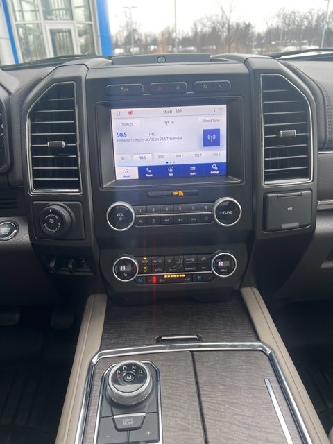 Used 2021 Ford Expedition Limited image 20