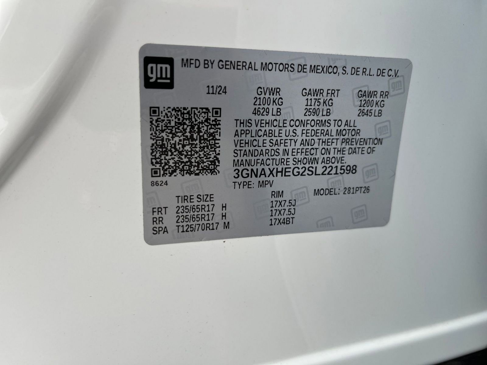 Used 2025 Chevrolet Equinox LT image 28