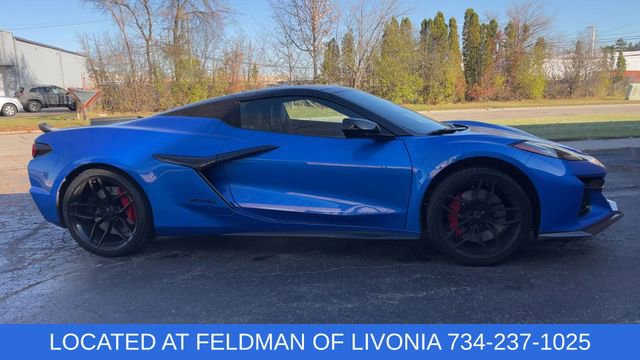 Used 2025 Chevrolet Corvette Z06 image 9