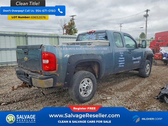Used 2011 Chevrolet Silverado 2500 W/T w/ Snow Plow Prep Package AWD/4WD image 4