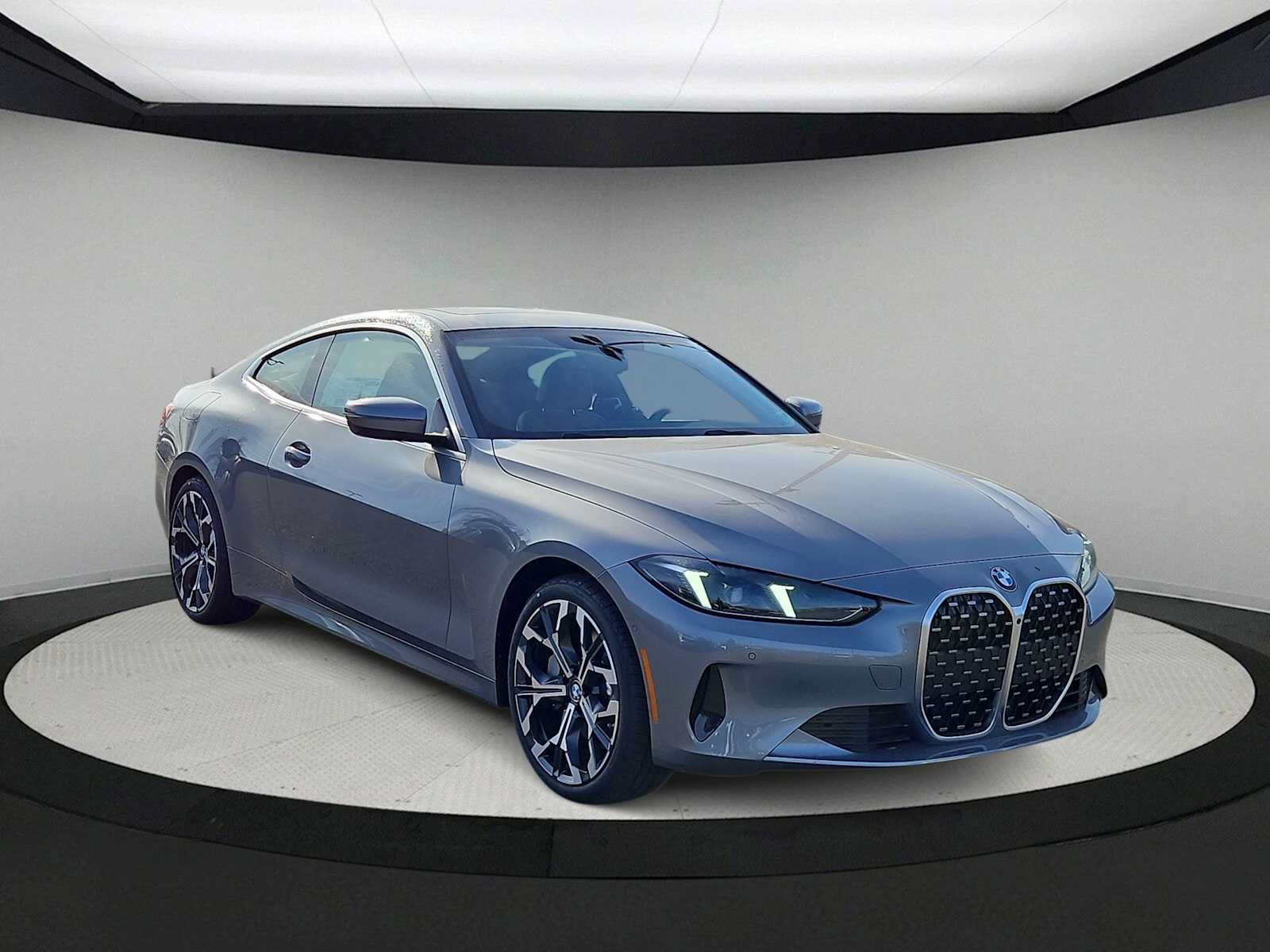 Used 2026 BMW 430i xDrive Coupe w/ Premium Package AWD/4WD image 2