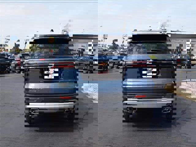 New 2026 Chevrolet Traverse LT image 6