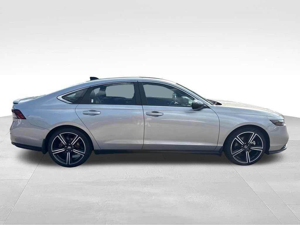 Used 2024 Honda Accord Sport image 6