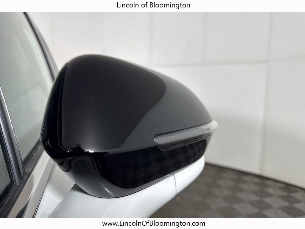 New 2026 Lincoln Corsair Reserve image 16