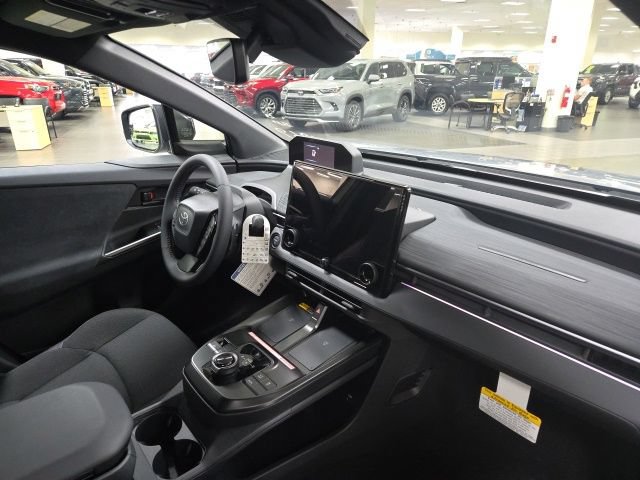 New 2026 Toyota C-HR AWD/4WD image 11