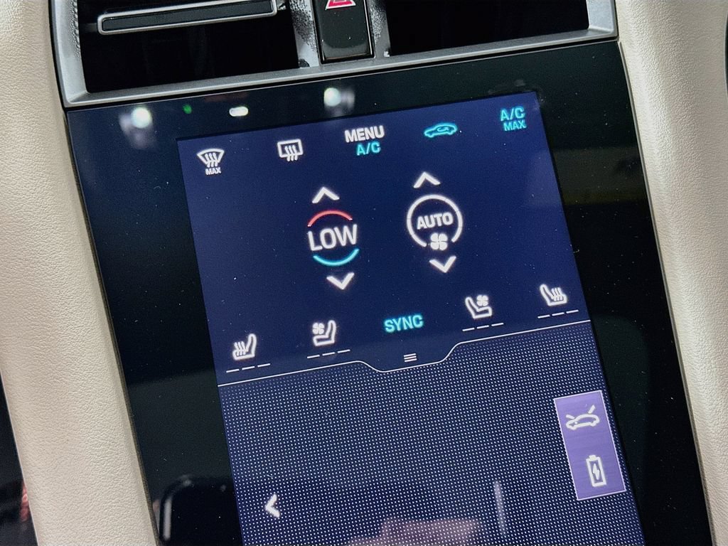 New 2026 Porsche Taycan AWD/4WD image 17