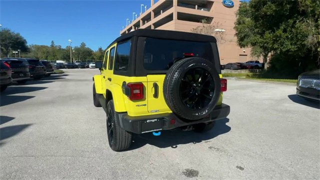 Used 2022 Jeep Wrangler Unlimited Sahara w/ Safety Group image 22