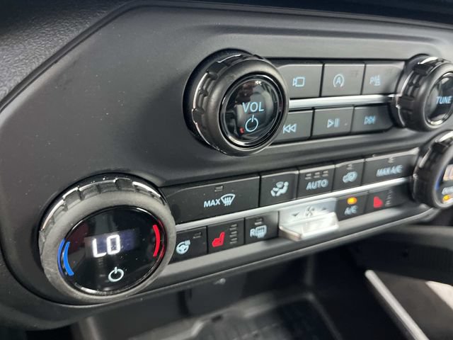 Used 2024 Ford Bronco Outer Banks w/ Sasquatch Package AWD/4WD image 35