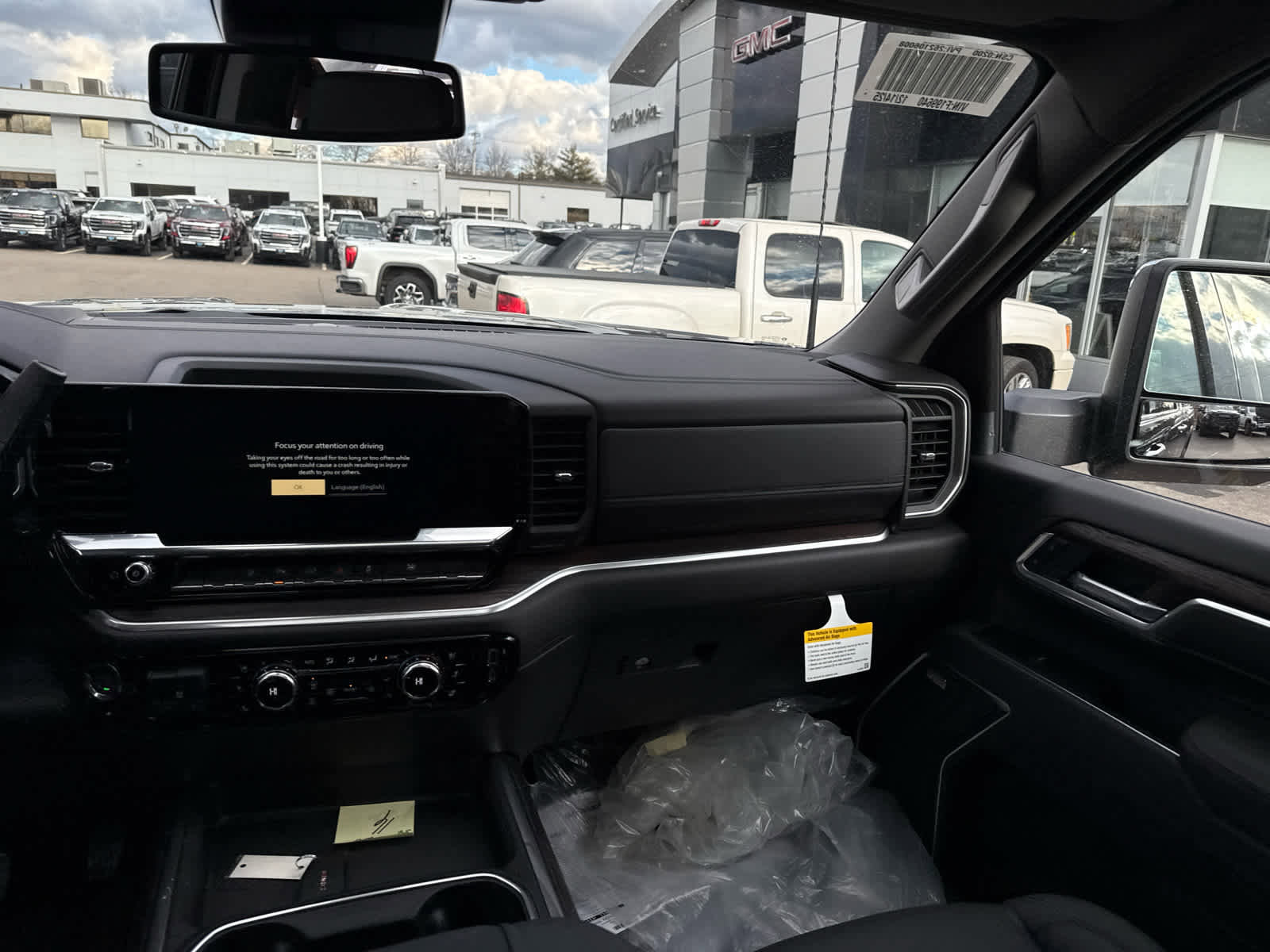 New 2026 GMC Sierra 2500 SLT w/ SLT Premium Package image 14