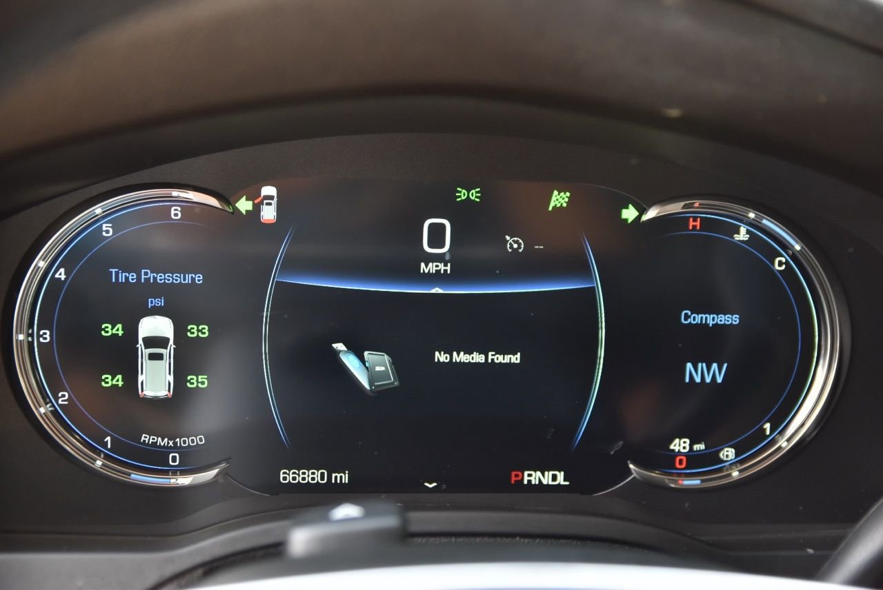 Used 2020 Cadillac Escalade Luxury image 27