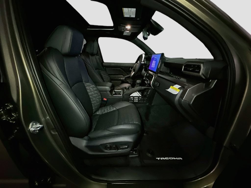 New 2026 Toyota Tacoma TRD Sport AWD/4WD image 32