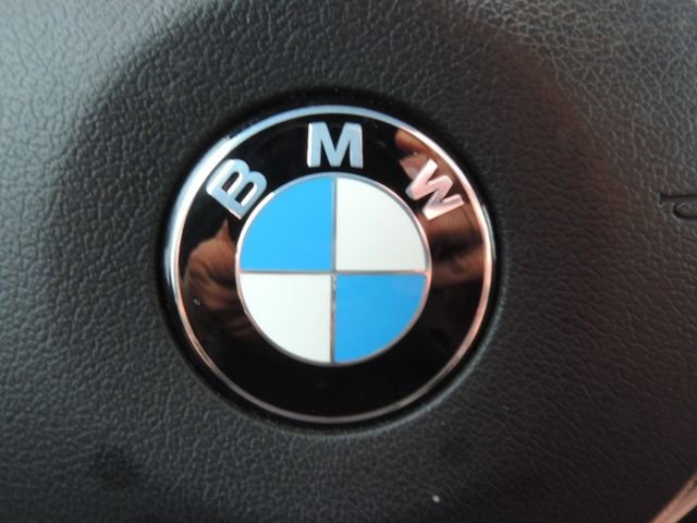 Used 2016 BMW X5 M image 27