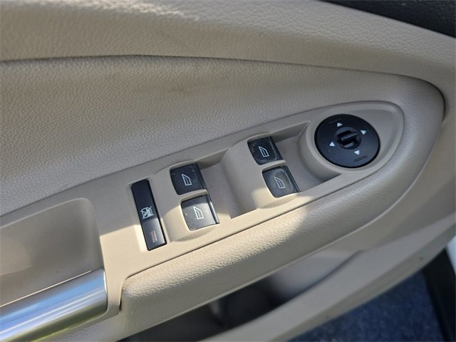 Used 2018 Ford Escape SE image 15