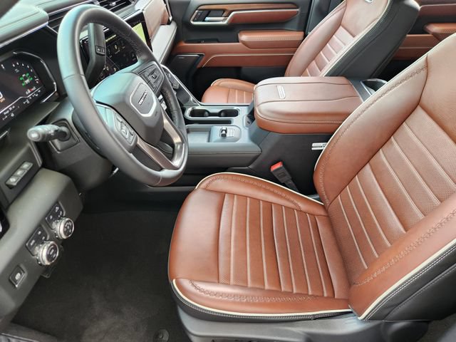 Used 2025 GMC Sierra 2500 Denali Ultimate w/ Max Trailering Package AWD/4WD image 10