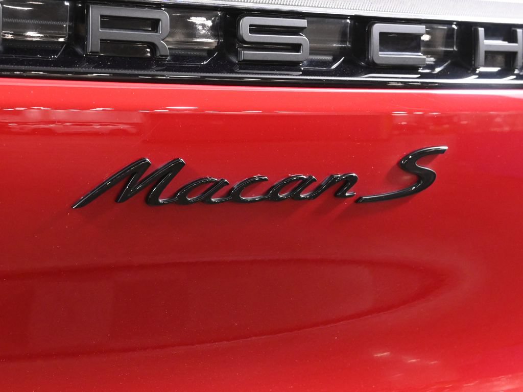 Used 2026 Porsche Macan S AWD/4WD image 42