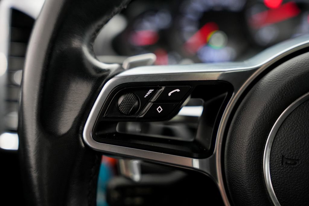 Used 2015 Porsche Cayenne S image 14