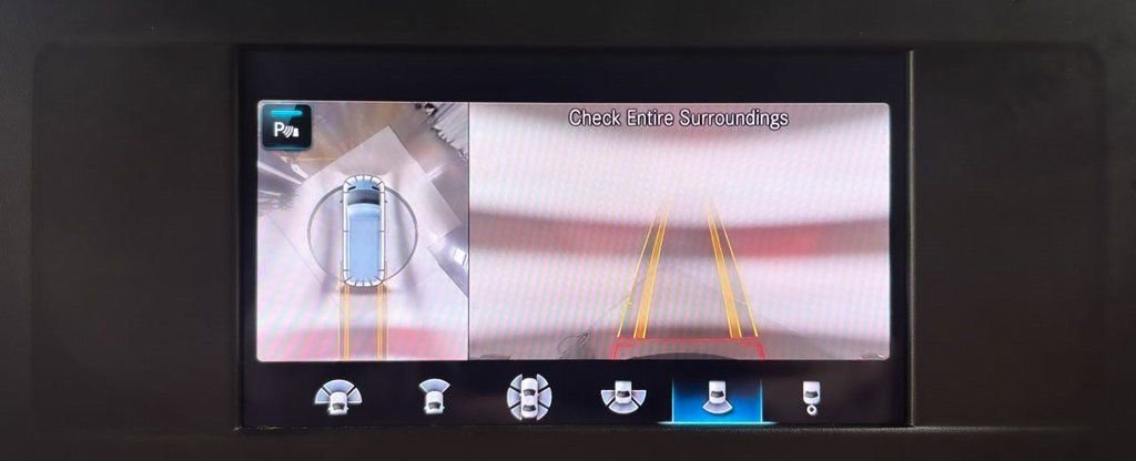 Used 2023 Mercedes-Benz Sprinter 1500 image 20