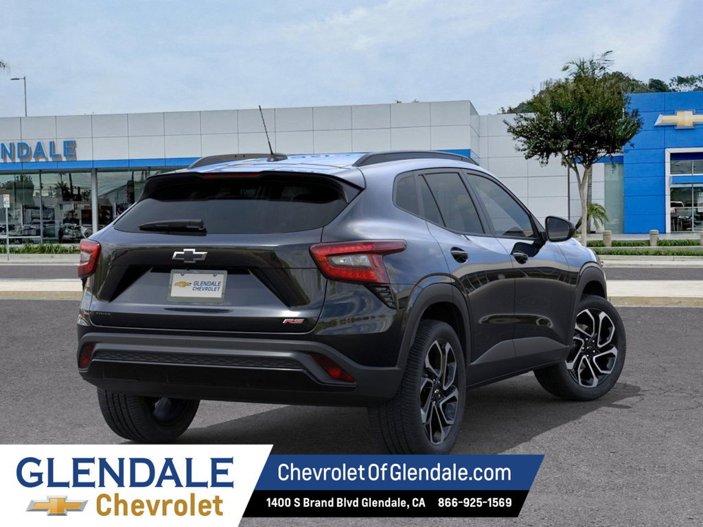 New 2026 Chevrolet Trax RS w/ Driver Confidence Package FWD image 4