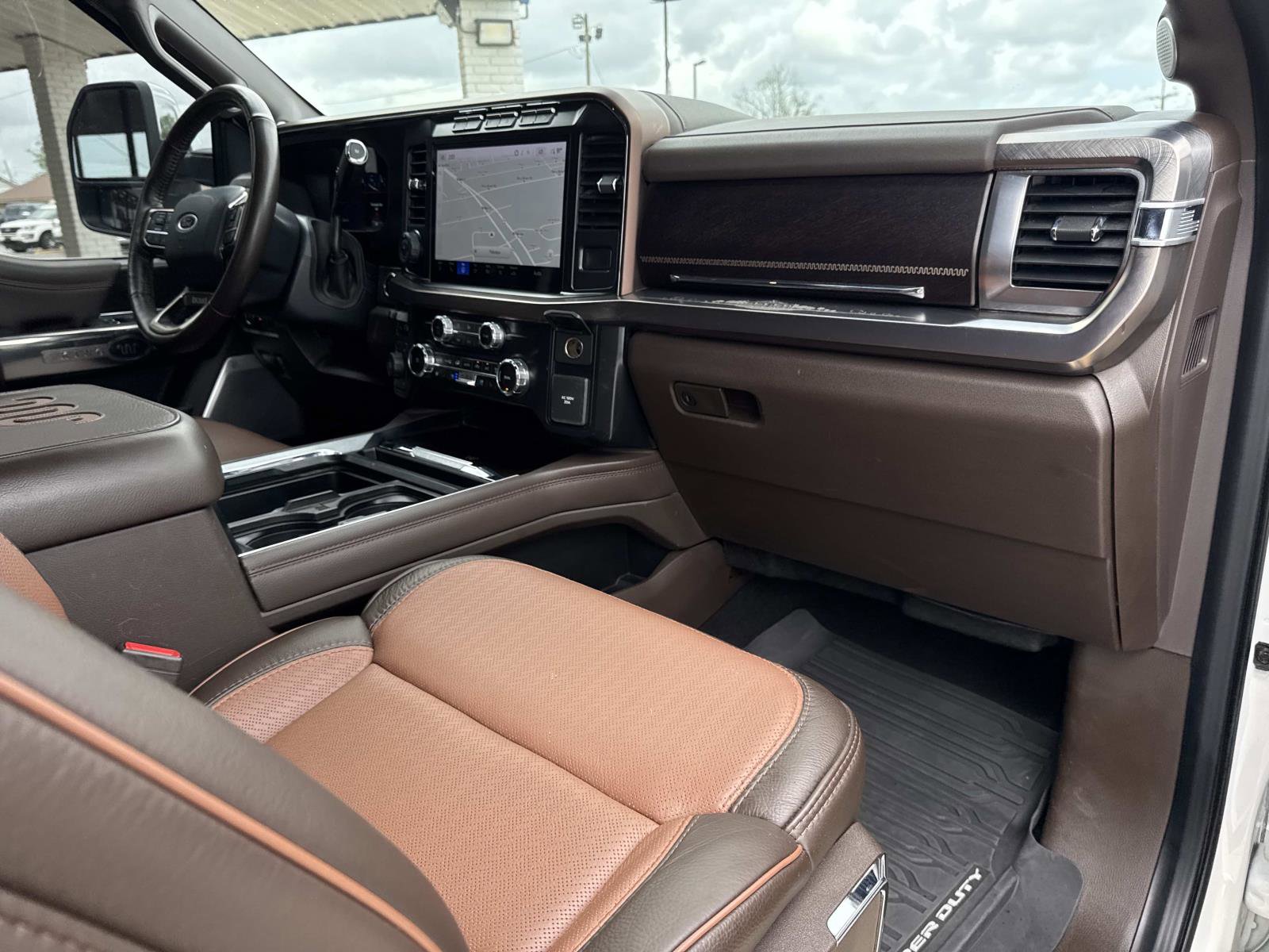 Used 2024 Ford F250 King Ranch w/ Chrome Package AWD/4WD image 13