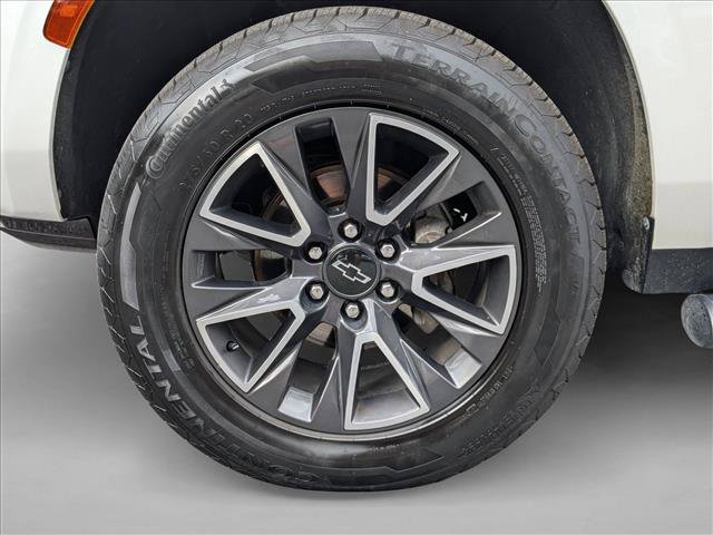 Used 2022 Chevrolet Tahoe Z71 w/ Luxury Package AWD/4WD image 21