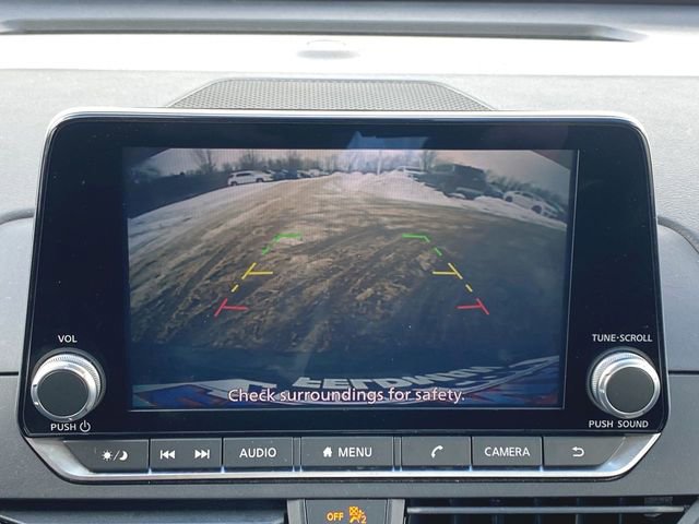 Used 2024 Nissan Altima 2.5 SV image 14