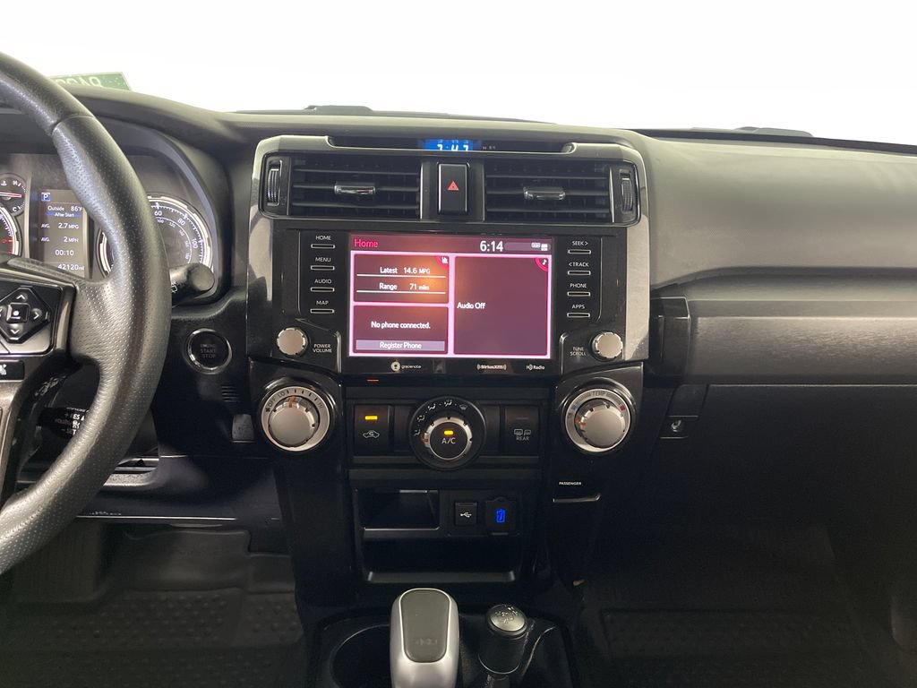 Certified 2022 Toyota 4Runner TRD Off-Road AWD/4WD image 15