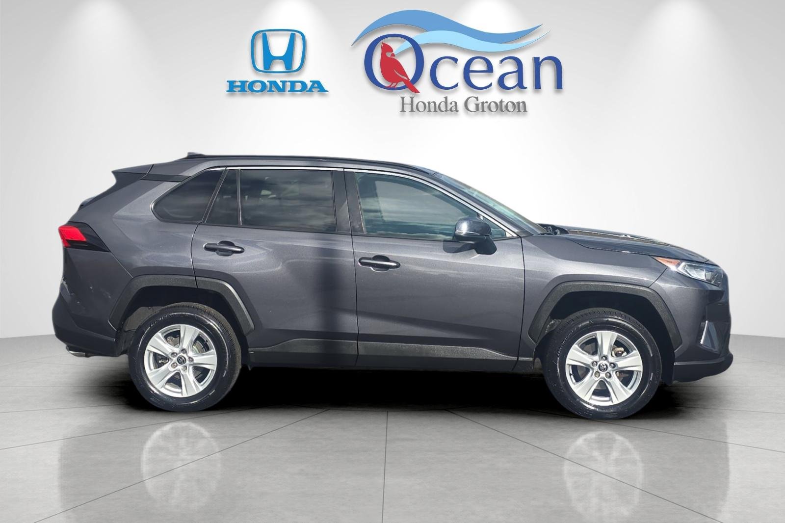 Used 2021 Toyota RAV4 XLE image 2