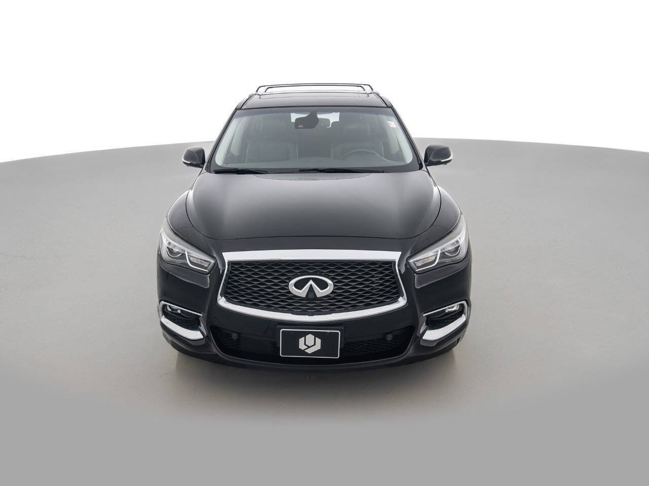 Used 2017 INFINITI QX60 Luxe w/ Deluxe Technology Package AWD/4WD image 2