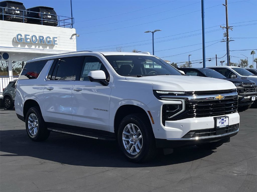 New 2026 Chevrolet Suburban LS RWD image 3
