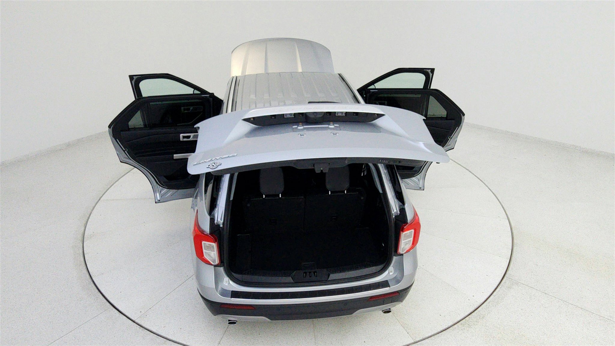 Used 2023 Ford Explorer Limited w/ Equipment Group 301A image 31