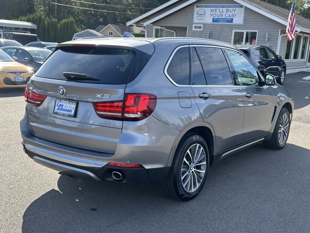 Used 2016 BMW X5 xDrive35d image 9