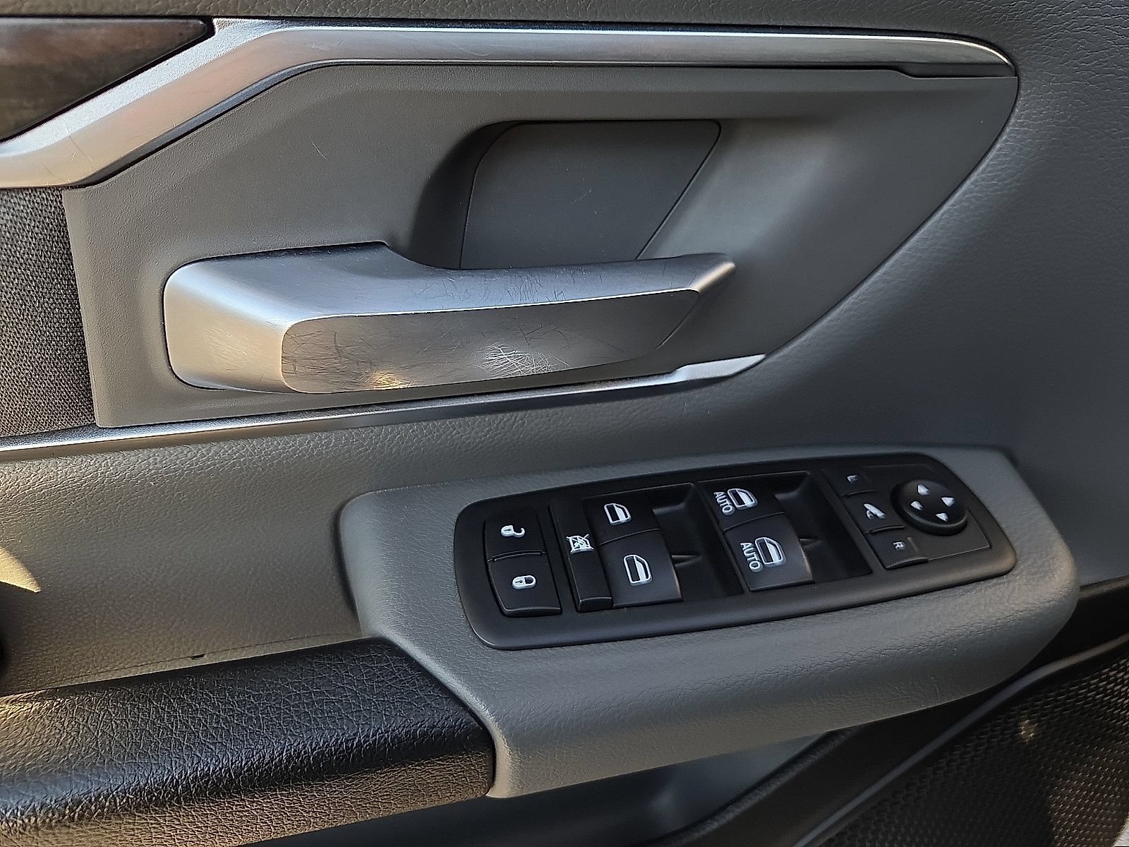 Used 2019 RAM 1500 Big Horn AWD/4WD image 13