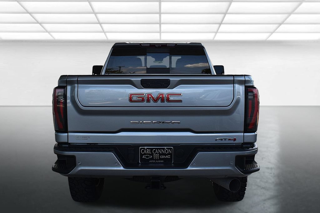 Used 2024 GMC Sierra 2500 AT4 w/ AT4 Premium Plus Package AWD/4WD image 11