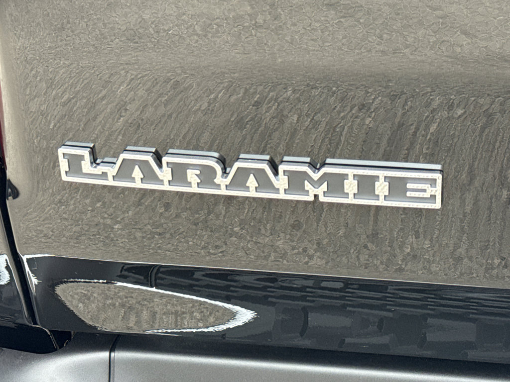 New 2026 RAM 1500 Laramie AWD/4WD image 10