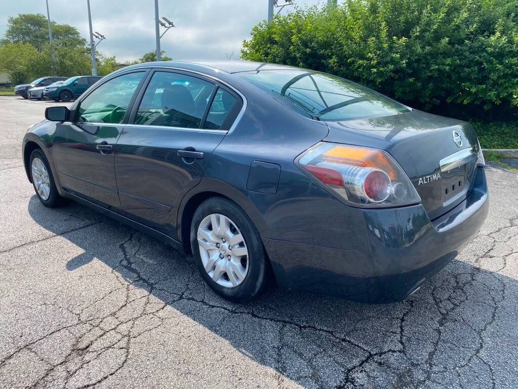 Used 2012 Nissan Altima 2.5 S FWD image 6