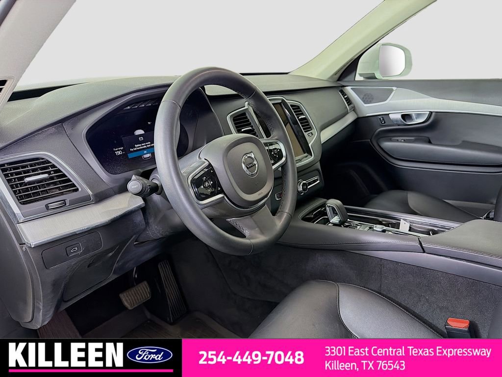 Used 2024 Volvo XC90 B5 Core w/ Protection Package Premier image 10