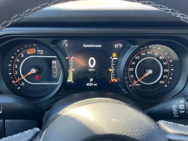 Used 2025 Jeep Wrangler Sport S image 25