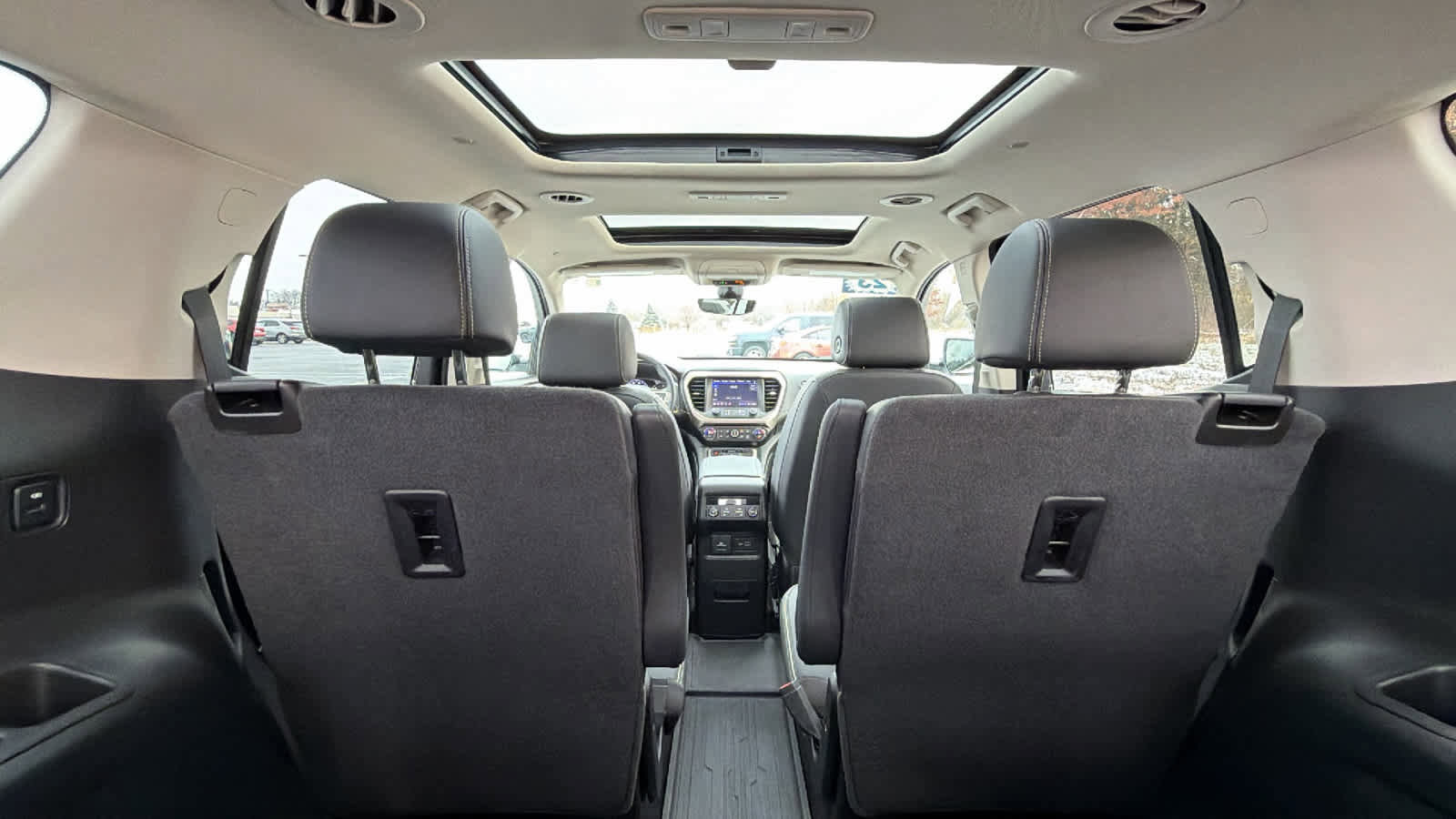 Used 2023 GMC Acadia Denali w/ Denali Ultimate Package image 31